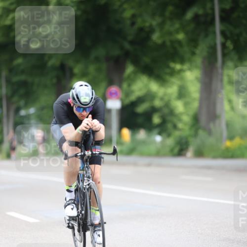15.06.2025 - 7 Türme Triathlon Yannick Fuchs http://msf.ph/oto/7984586 15.06.2025 11:38:25 Radfahren 246, 285 meine-sportfotos.de