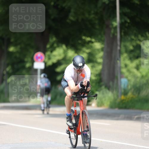 15.06.2025 - 7 Türme Triathlon Yannick Fuchs http://msf.ph/oto/7984659 15.06.2025 12:54:43 Radfahren 241, 341, 372, 470, 538, 608, 817 meine-sportfotos.de