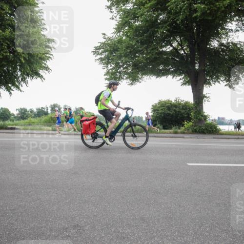 15.06.2025 - 7 Türme Triathlon Yannick Fuchs http://msf.ph/oto/7984676 15.06.2025 10:03:19 Radfahren  meine-sportfotos.de