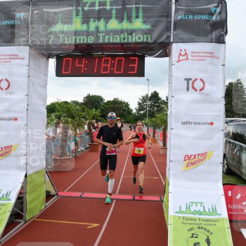 15.06.2025 - 7 Türme Triathlon Michael Strokosch http://msf.ph/oto/7984718 15.06.2025 14:18:03 Ziel 261, 570, 613, 841, 1131 meine-sportfotos.de