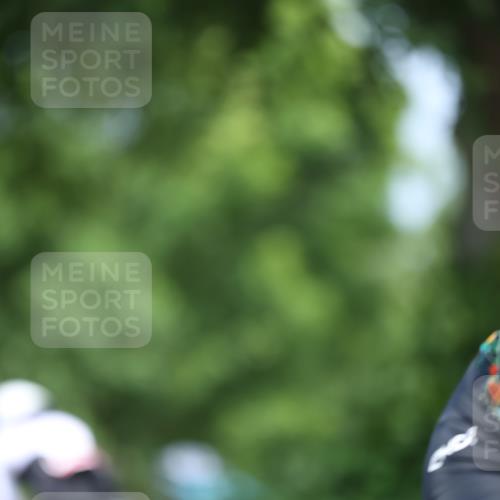 15.06.2025 - 7 Türme Triathlon Yannick Fuchs http://msf.ph/oto/7984747 15.06.2025 12:54:45 Radfahren 241, 341, 372, 470, 538, 550, 608, 817 meine-sportfotos.de