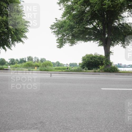 15.06.2025 - 7 Türme Triathlon Yannick Fuchs http://msf.ph/oto/7984772 15.06.2025 10:07:11 Radfahren  meine-sportfotos.de