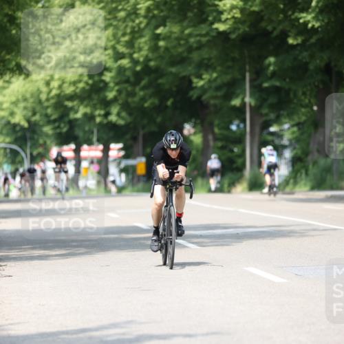 15.06.2025 - 7 Türme Triathlon Yannick Fuchs http://msf.ph/oto/7984821 15.06.2025 12:54:49 Radfahren 241, 272, 372, 550 meine-sportfotos.de