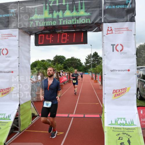 15.06.2025 - 7 Türme Triathlon Michael Strokosch http://msf.ph/oto/7984836 15.06.2025 14:18:11 Ziel 261, 511, 613, 1101, 1131, 1188 meine-sportfotos.de