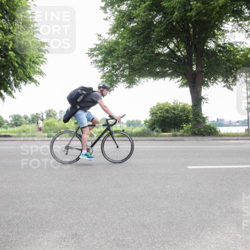 15.06.2025 - 7 Türme Triathlon Yannick Fuchs http://msf.ph/oto/7984850 15.06.2025 10:32:48 Radfahren  meine-sportfotos.de