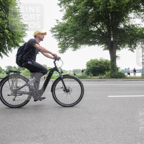 15.06.2025 - 7 Türme Triathlon Yannick Fuchs http://msf.ph/oto/7984860 15.06.2025 10:33:14 Radfahren  meine-sportfotos.de