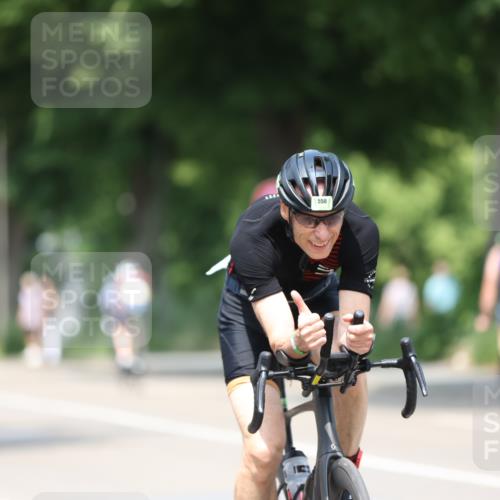 15.06.2025 - 7 Türme Triathlon Yannick Fuchs http://msf.ph/oto/7984866 15.06.2025 12:54:51 Radfahren 255, 272, 372, 550, 983 meine-sportfotos.de