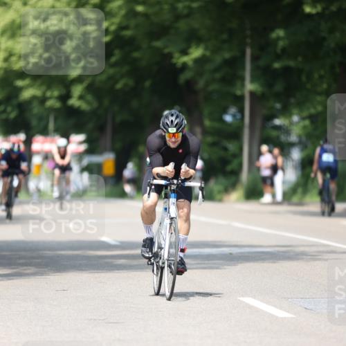 15.06.2025 - 7 Türme Triathlon Yannick Fuchs http://msf.ph/oto/7984899 15.06.2025 12:54:54 Radfahren 255, 272, 331, 550, 626, 983 meine-sportfotos.de