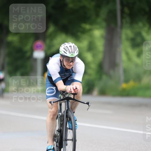 15.06.2025 - 7 Türme Triathlon Yannick Fuchs http://msf.ph/oto/7984911 15.06.2025 11:39:02 Radfahren 200, 210, 299 meine-sportfotos.de