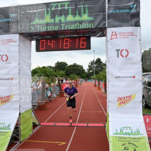 15.06.2025 - 7 Türme Triathlon Michael Strokosch http://msf.ph/oto/7984940 15.06.2025 14:18:15 Ziel 511, 1101, 1188 meine-sportfotos.de