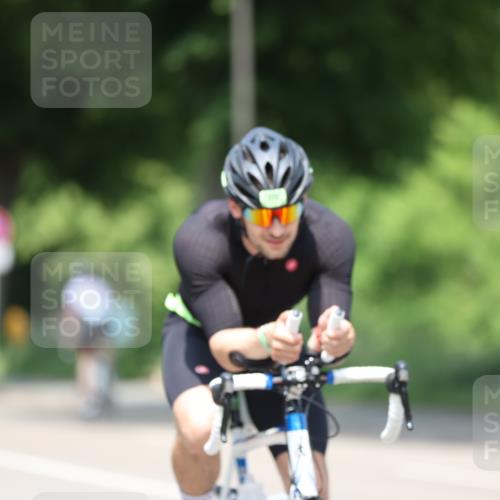 15.06.2025 - 7 Türme Triathlon Yannick Fuchs http://msf.ph/oto/7984944 15.06.2025 12:54:55 Radfahren 255, 272, 331, 436, 626, 983 meine-sportfotos.de