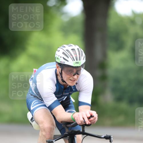 15.06.2025 - 7 Türme Triathlon Yannick Fuchs http://msf.ph/oto/7984949 15.06.2025 11:39:03 Radfahren 200, 210, 299 meine-sportfotos.de