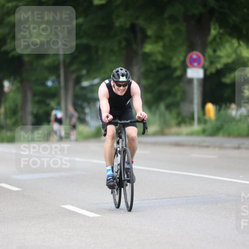 15.06.2025 - 7 Türme Triathlon Yannick Fuchs http://msf.ph/oto/7984974 15.06.2025 11:39:05 Radfahren 200, 201, 210, 299 meine-sportfotos.de