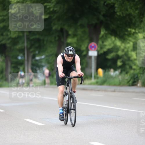 15.06.2025 - 7 Türme Triathlon Yannick Fuchs http://msf.ph/oto/7984987 15.06.2025 11:39:05 Radfahren 200, 201, 210, 299 meine-sportfotos.de