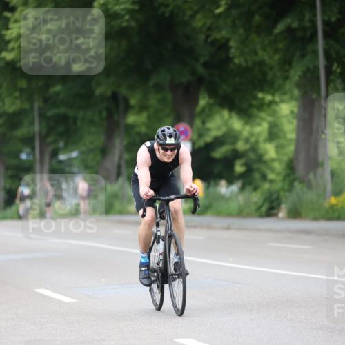 15.06.2025 - 7 Türme Triathlon Yannick Fuchs http://msf.ph/oto/7985001 15.06.2025 11:39:05 Radfahren 200, 201, 210, 299 meine-sportfotos.de