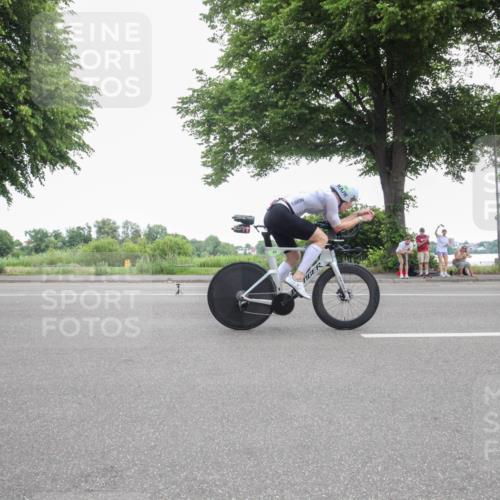 15.06.2025 - 7 Türme Triathlon Yannick Fuchs http://msf.ph/oto/7985028 15.06.2025 10:53:24 Radfahren 324 meine-sportfotos.de
