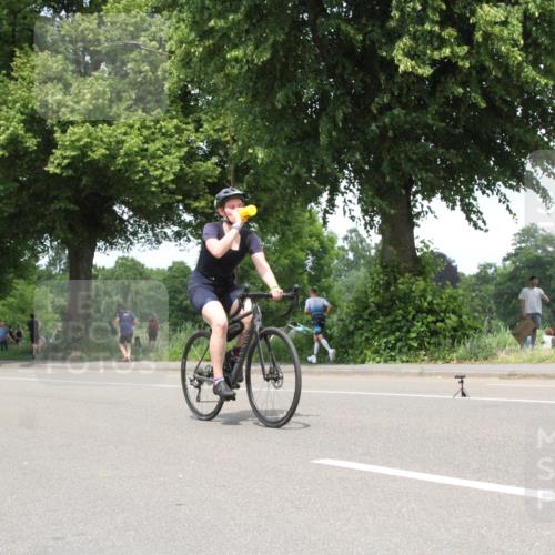 15.06.2025 - 7 Türme Triathlon Yannick Fuchs http://msf.ph/oto/7985077 15.06.2025 13:46:48 Radfahren  meine-sportfotos.de