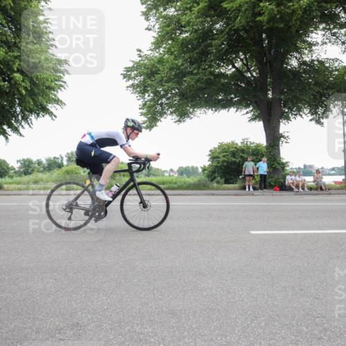 15.06.2025 - 7 Türme Triathlon Yannick Fuchs http://msf.ph/oto/7985098 15.06.2025 11:06:04 Radfahren 201, 290 meine-sportfotos.de