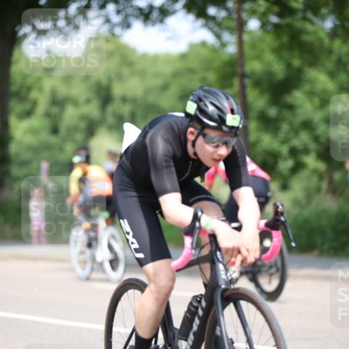 15.06.2025 - 7 Türme Triathlon Yannick Fuchs http://msf.ph/oto/7985159 15.06.2025 12:55:01 Radfahren 331, 436, 473, 626, 634, 940, 983 meine-sportfotos.de
