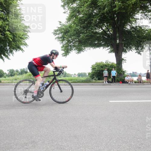 15.06.2025 - 7 Türme Triathlon Yannick Fuchs http://msf.ph/oto/7985170 15.06.2025 11:09:30 Radfahren 232 meine-sportfotos.de