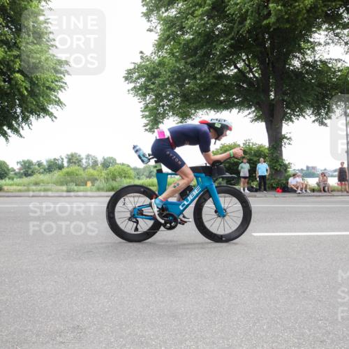 15.06.2025 - 7 Türme Triathlon Yannick Fuchs http://msf.ph/oto/7985188 15.06.2025 11:09:55 Radfahren 263 meine-sportfotos.de