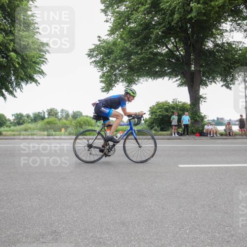 15.06.2025 - 7 Türme Triathlon Yannick Fuchs http://msf.ph/oto/7985219 15.06.2025 11:10:32 Radfahren 248, 285, 299, 302 meine-sportfotos.de
