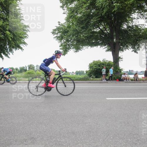 15.06.2025 - 7 Türme Triathlon Yannick Fuchs http://msf.ph/oto/7985223 15.06.2025 11:10:34 Radfahren 248, 285, 302 meine-sportfotos.de