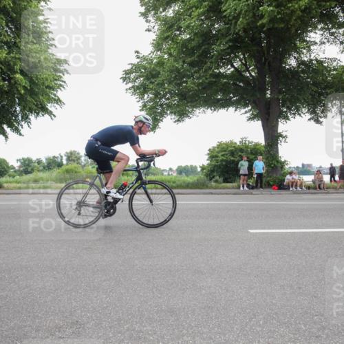 15.06.2025 - 7 Türme Triathlon Yannick Fuchs http://msf.ph/oto/7985233 15.06.2025 11:10:36 Radfahren 220, 285, 302 meine-sportfotos.de