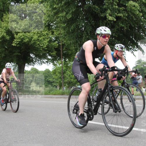 15.06.2025 - 7 Türme Triathlon Yannick Fuchs http://msf.ph/oto/7985276 15.06.2025 13:47:07 Radfahren  meine-sportfotos.de