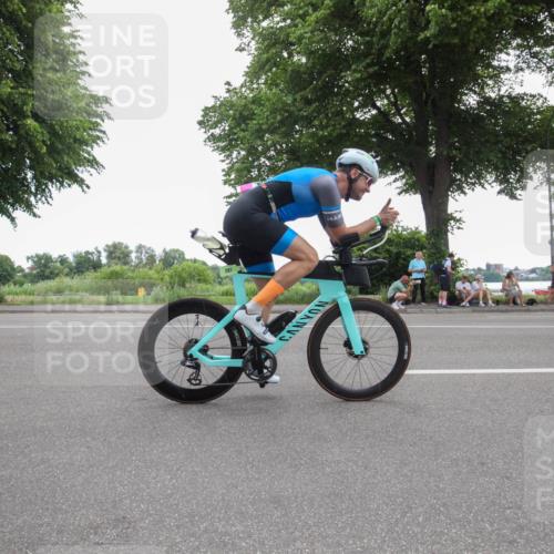 15.06.2025 - 7 Türme Triathlon Yannick Fuchs http://msf.ph/oto/7985303 15.06.2025 11:13:03 Radfahren 254, 283, 289 meine-sportfotos.de