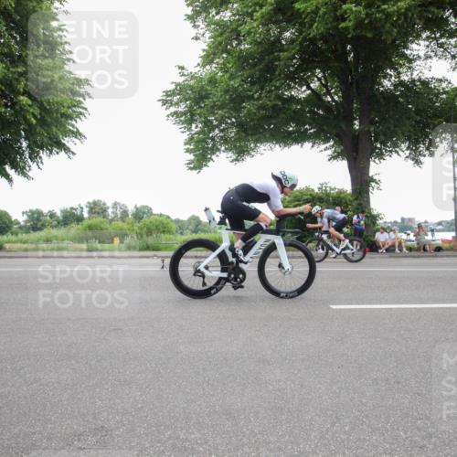 15.06.2025 - 7 Türme Triathlon Yannick Fuchs http://msf.ph/oto/7985357 15.06.2025 11:14:01 Radfahren 317 meine-sportfotos.de