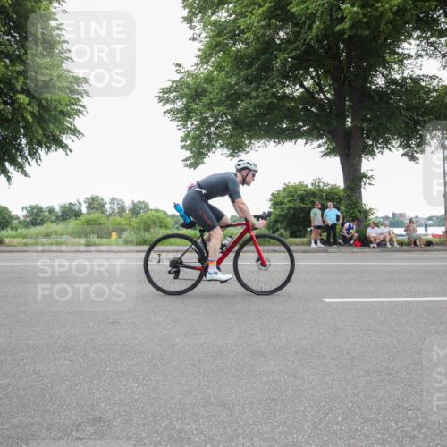 15.06.2025 - 7 Türme Triathlon Yannick Fuchs http://msf.ph/oto/7985396 15.06.2025 11:15:00 Radfahren 331 meine-sportfotos.de