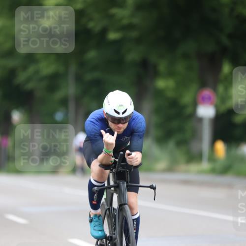 15.06.2025 - 7 Türme Triathlon Yannick Fuchs http://msf.ph/oto/7985400 15.06.2025 11:39:44 Radfahren 246, 333 meine-sportfotos.de