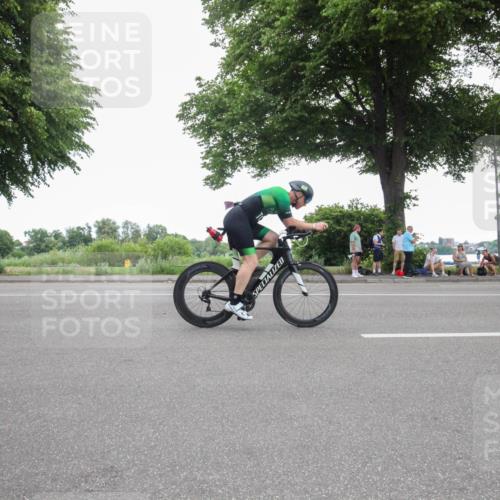 15.06.2025 - 7 Türme Triathlon Yannick Fuchs http://msf.ph/oto/7985424 15.06.2025 11:16:03 Radfahren 235 meine-sportfotos.de