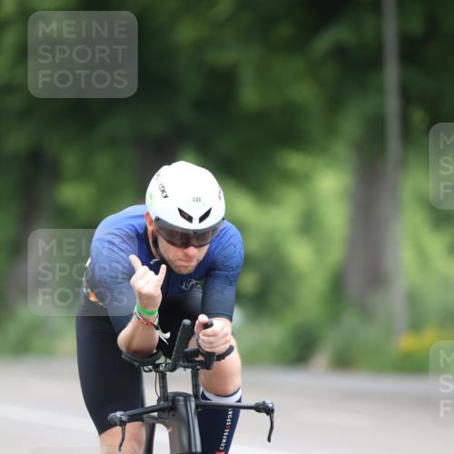 15.06.2025 - 7 Türme Triathlon Yannick Fuchs http://msf.ph/oto/7985430 15.06.2025 11:39:45 Radfahren 246, 333 meine-sportfotos.de