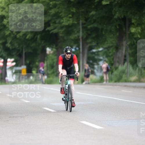 15.06.2025 - 7 Türme Triathlon Yannick Fuchs http://msf.ph/oto/7985487 15.06.2025 11:40:05 Radfahren 263 meine-sportfotos.de