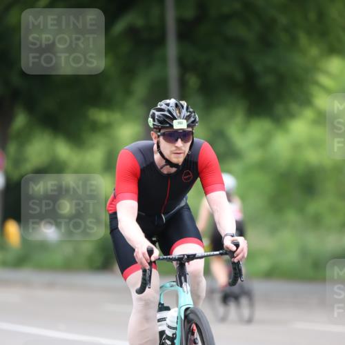 15.06.2025 - 7 Türme Triathlon Yannick Fuchs http://msf.ph/oto/7985521 15.06.2025 11:40:06 Radfahren 263 meine-sportfotos.de