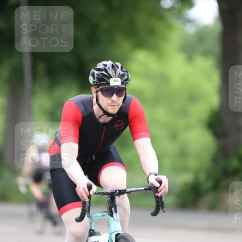 15.06.2025 - 7 Türme Triathlon Yannick Fuchs http://msf.ph/oto/7985528 15.06.2025 11:40:06 Radfahren 263 meine-sportfotos.de
