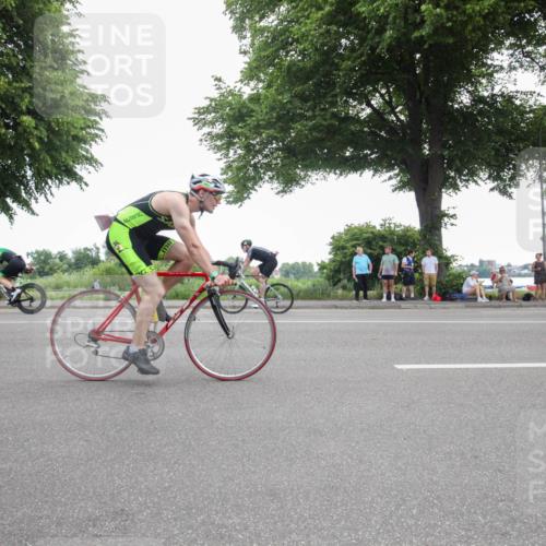 15.06.2025 - 7 Türme Triathlon Yannick Fuchs http://msf.ph/oto/7985545 15.06.2025 11:17:34 Radfahren 235, 271, 291 meine-sportfotos.de