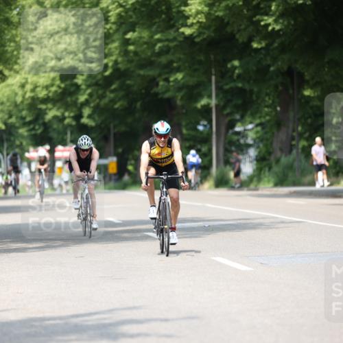 15.06.2025 - 7 Türme Triathlon Yannick Fuchs http://msf.ph/oto/7985586 15.06.2025 12:56:08 Radfahren 284, 454, 635 meine-sportfotos.de