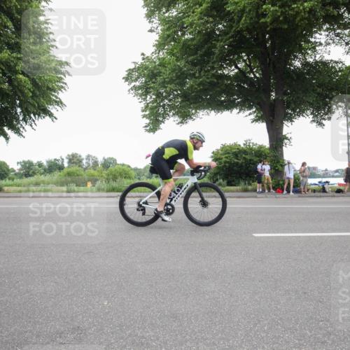 15.06.2025 - 7 Türme Triathlon Yannick Fuchs http://msf.ph/oto/7985601 15.06.2025 11:20:32 Radfahren 320 meine-sportfotos.de