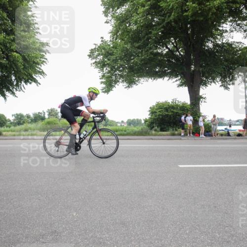 15.06.2025 - 7 Türme Triathlon Yannick Fuchs http://msf.ph/oto/7985606 15.06.2025 11:20:36 Radfahren 320 meine-sportfotos.de