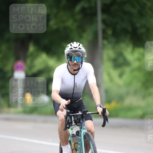 15.06.2025 - 7 Türme Triathlon Yannick Fuchs http://msf.ph/oto/7985636 15.06.2025 11:40:28 Radfahren 299, 323 meine-sportfotos.de