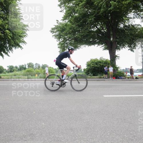 15.06.2025 - 7 Türme Triathlon Yannick Fuchs http://msf.ph/oto/7985642 15.06.2025 11:24:34 Radfahren 258 meine-sportfotos.de