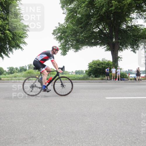 15.06.2025 - 7 Türme Triathlon Yannick Fuchs http://msf.ph/oto/7985651 15.06.2025 11:25:07 Radfahren  meine-sportfotos.de