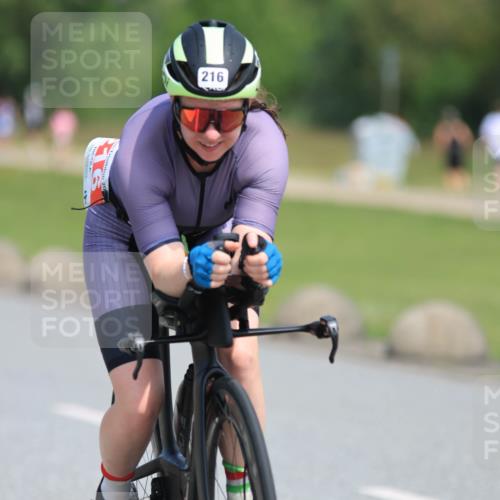 15.06.2025 - 27. Vierlanden-Triathlon H.Heesch http://msf.ph/oto/7985657 15.06.2025 11:31:19 Radfahren 216 meine-sportfotos.de