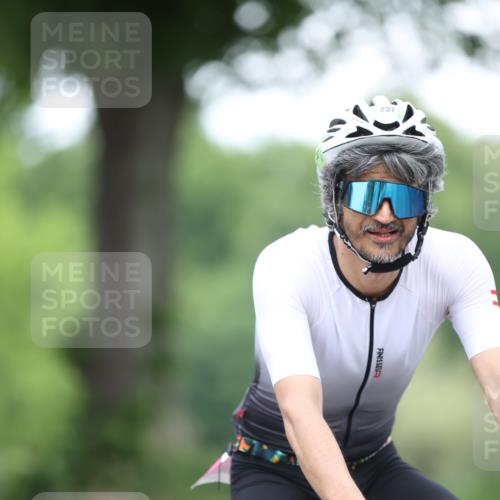 15.06.2025 - 7 Türme Triathlon Yannick Fuchs http://msf.ph/oto/7985696 15.06.2025 11:40:29 Radfahren 221, 299, 323 meine-sportfotos.de