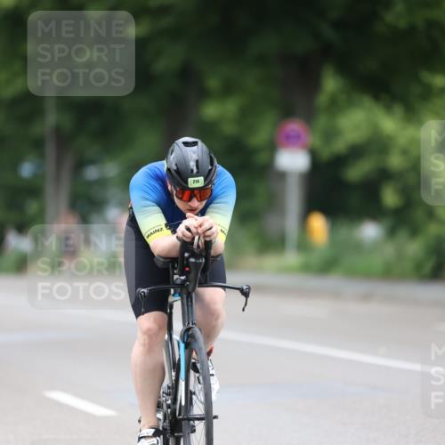 15.06.2025 - 7 Türme Triathlon Yannick Fuchs http://msf.ph/oto/7985759 15.06.2025 11:40:48 Radfahren 214, 292 meine-sportfotos.de