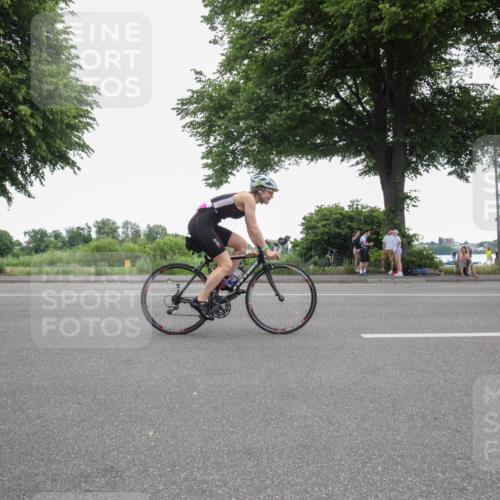 15.06.2025 - 7 Türme Triathlon Yannick Fuchs http://msf.ph/oto/7985772 15.06.2025 11:38:11 Radfahren 304, 307 meine-sportfotos.de