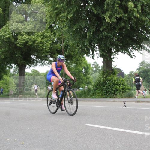 15.06.2025 - 7 Türme Triathlon Yannick Fuchs http://msf.ph/oto/7985788 15.06.2025 13:48:36 Radfahren  meine-sportfotos.de
